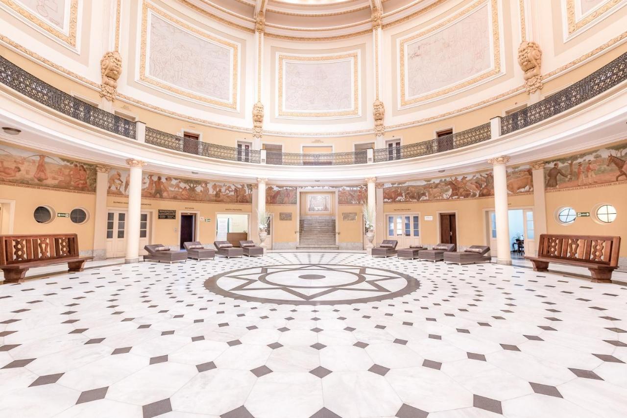 Grande Hotel Termas De Araxa Bagian luar foto